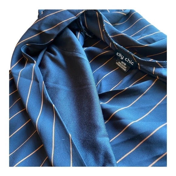 City Chic Blue Striped Dress - Picture 7 of 11